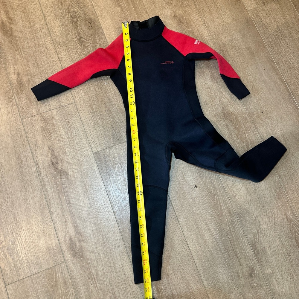 Wetsuit - Picture 7 of 12